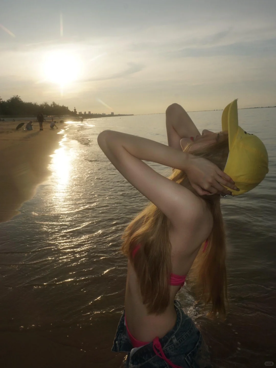 海边泳衣穿搭｜👙👖简单又高级