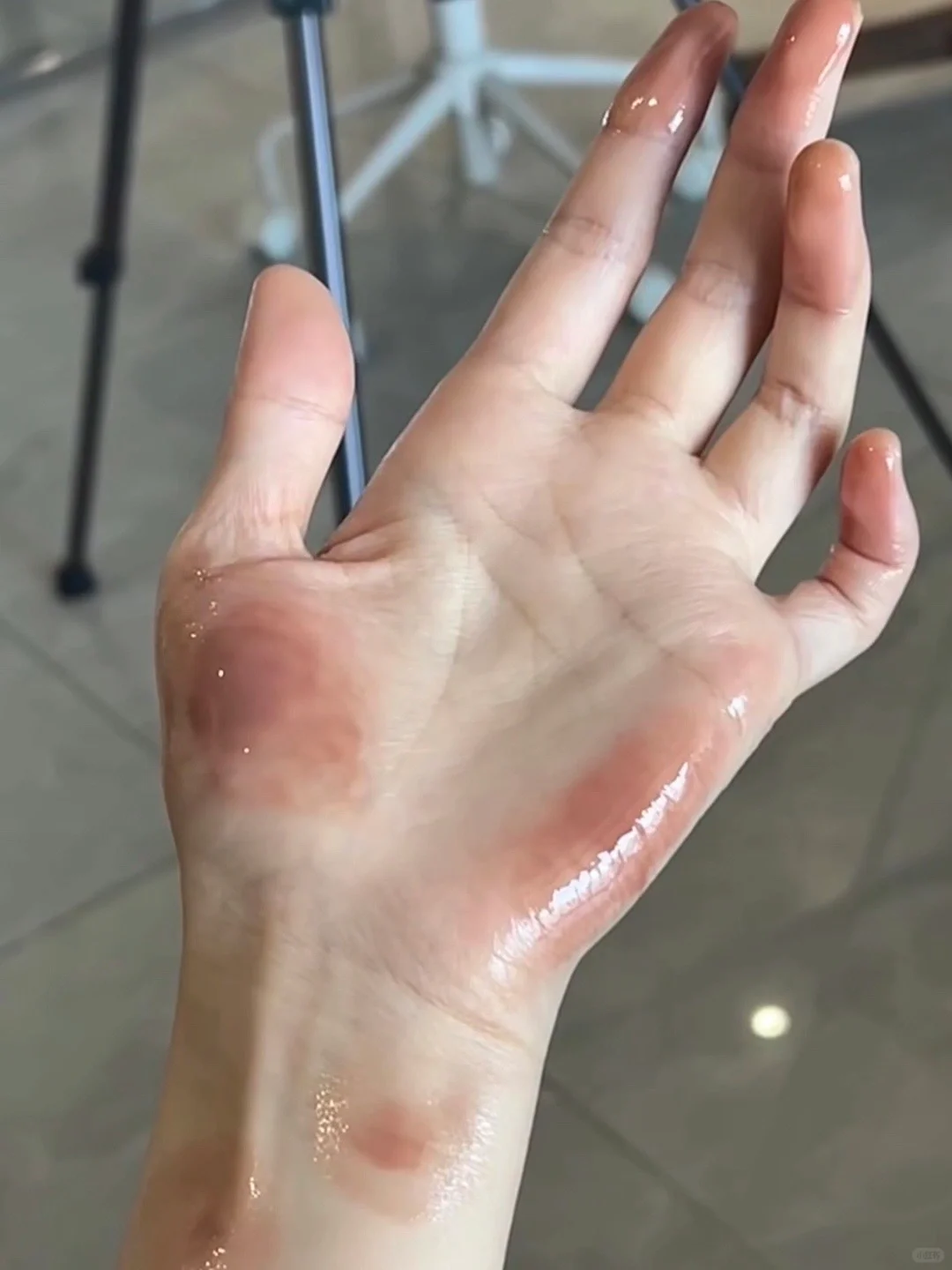 纯欲清透美女口水色｜少女素颜涂都绝美！