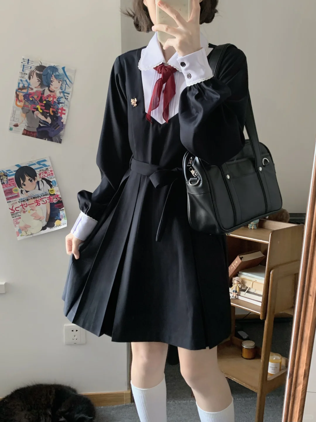 不是女仆装是俄式制服！