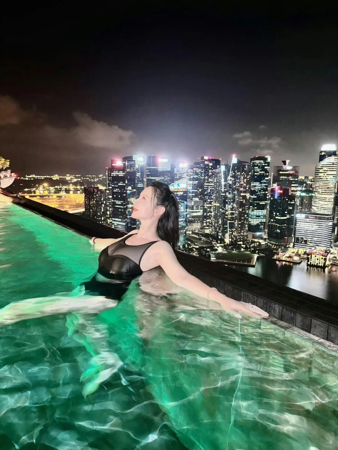 张萌～泳装身材好好