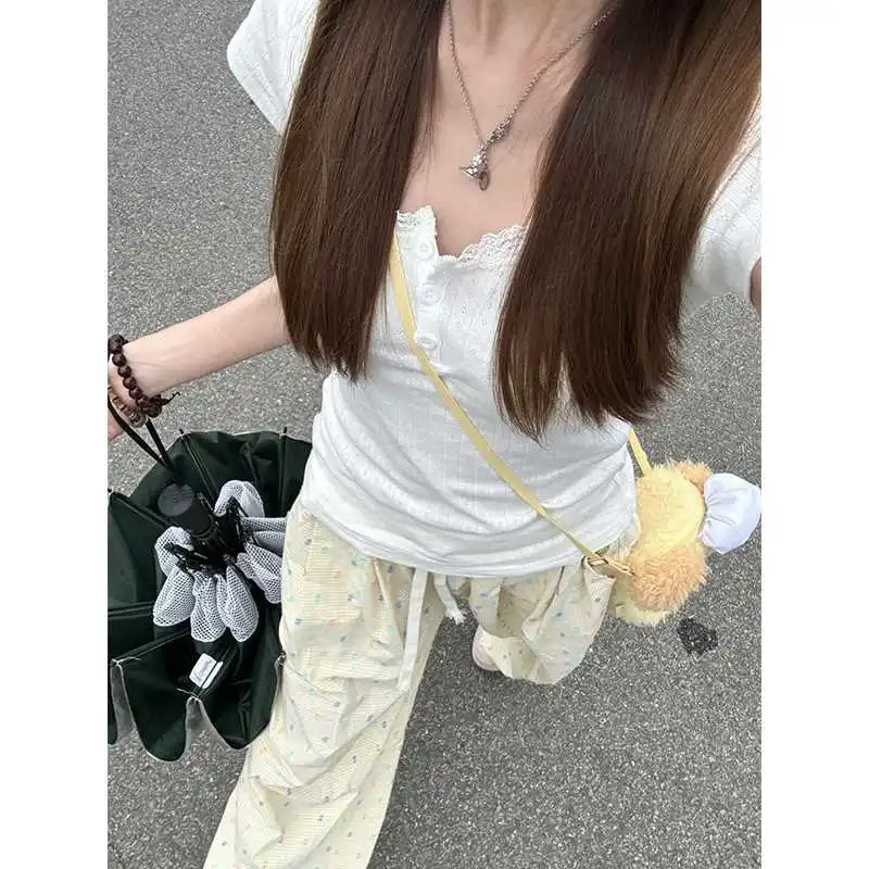 🎉白色蕾丝T恤，高级感满满，甜辣女孩必入🎉