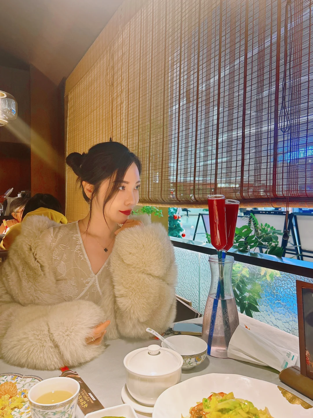 我给自己的颜值打5分🌹