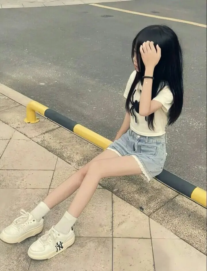 女生网恋可以发的图片
