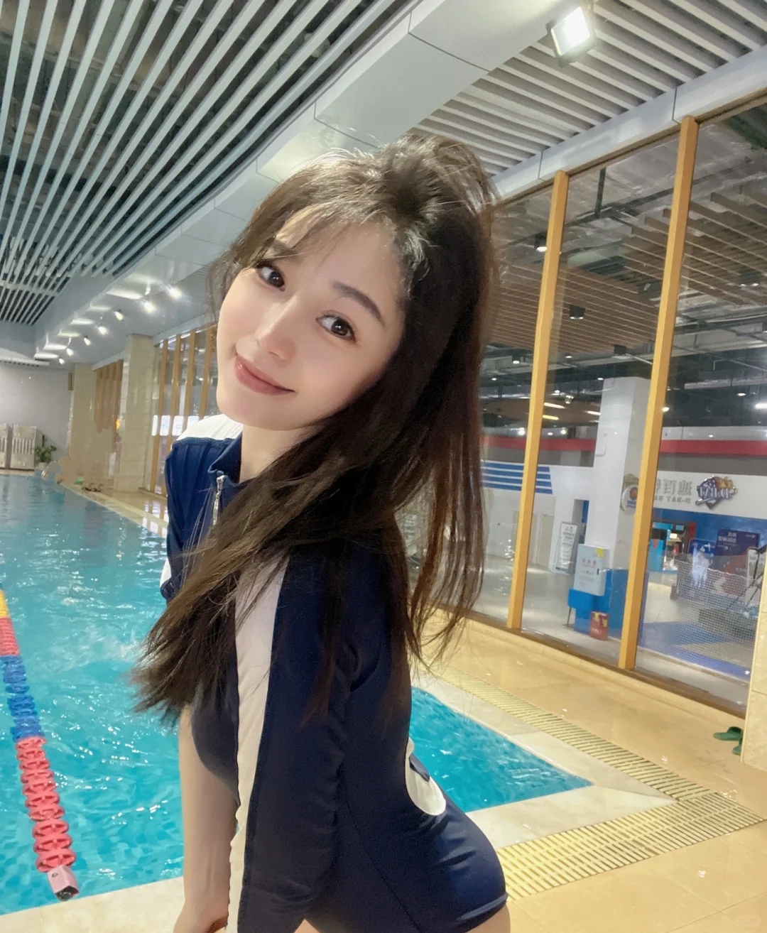 游泳女孩🏊‍♀️