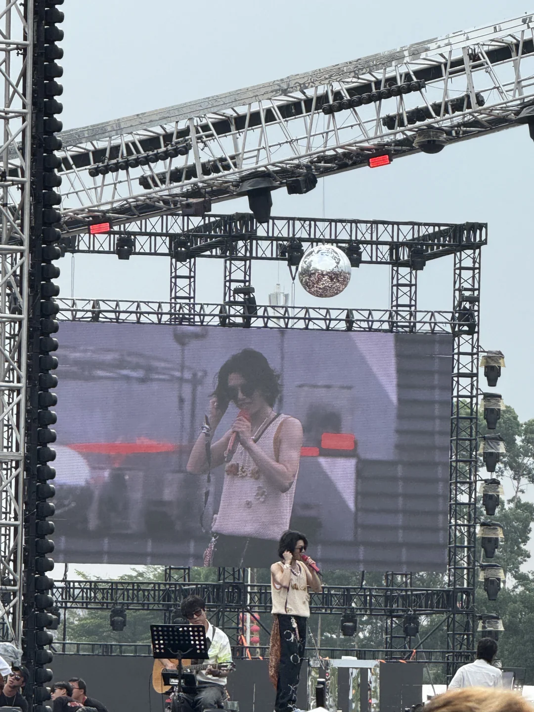 佛山华晨宇。。非粉转铁粉。。坚持第二天