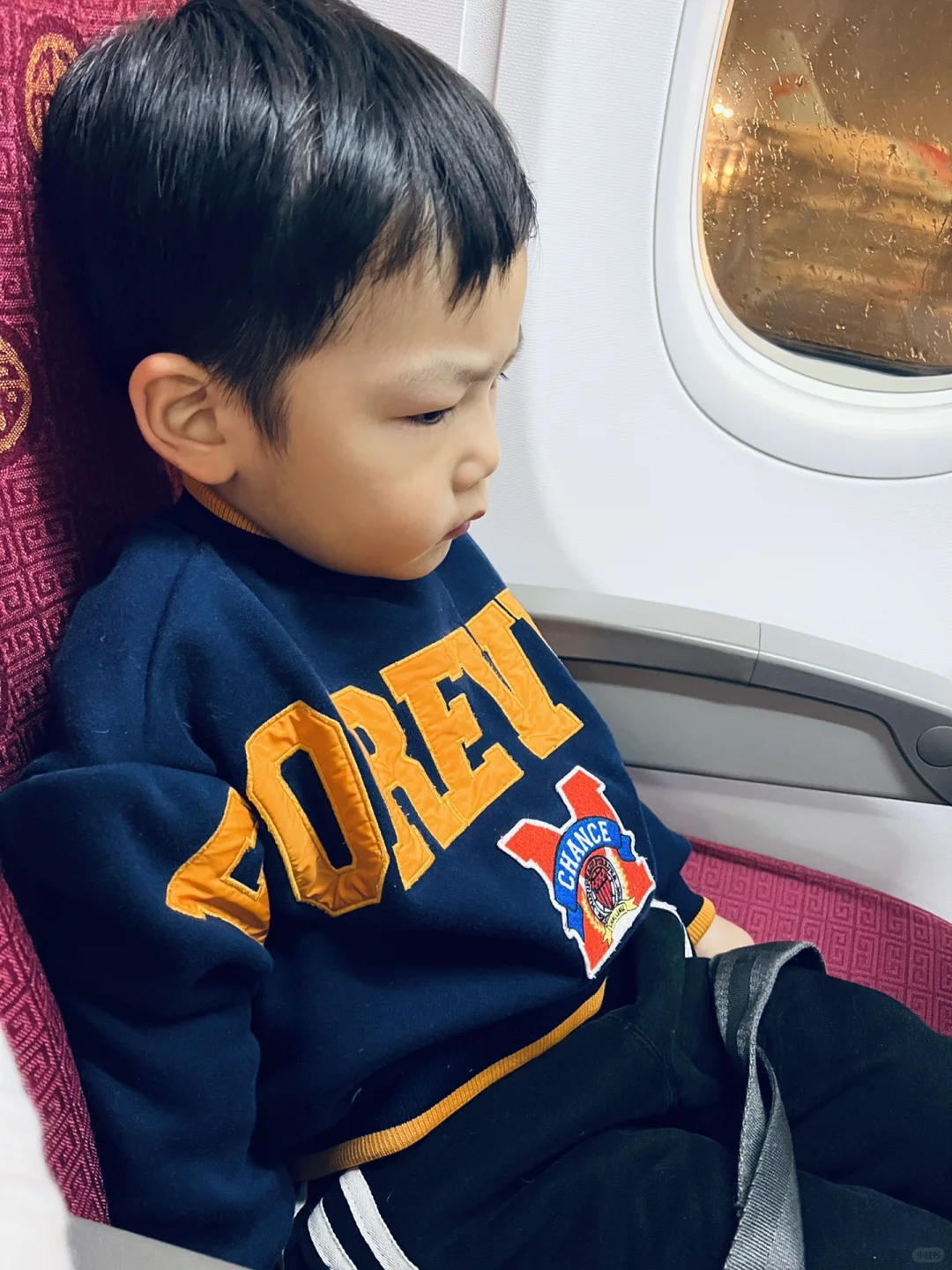 纪念韩哎呦的第一次坐飞机✈️