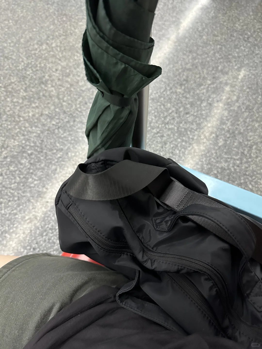 这个世界多了热爱游泳的女士