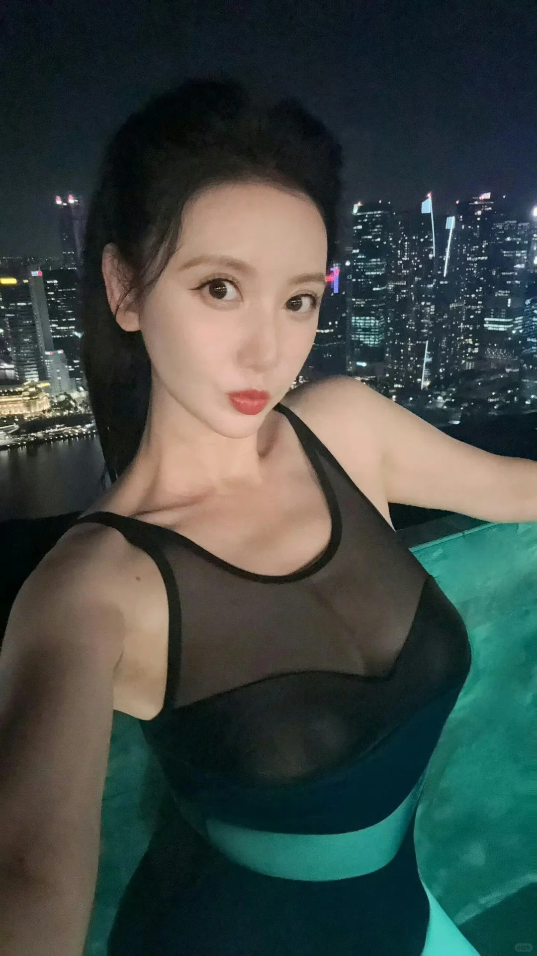 张萌～泳装身材好好