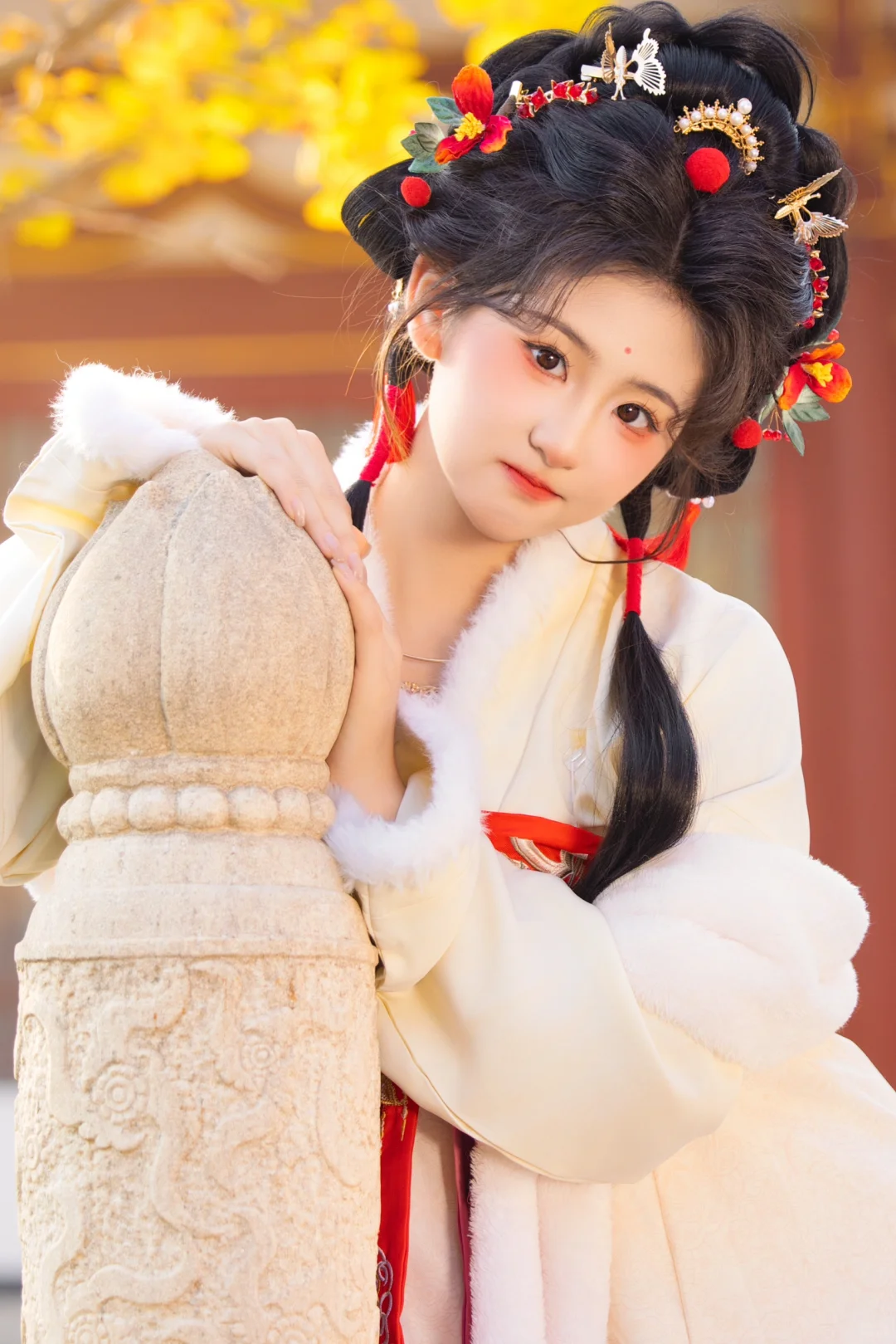 “小姐 别玩了 老爷来抓你啦！” ｜银杏