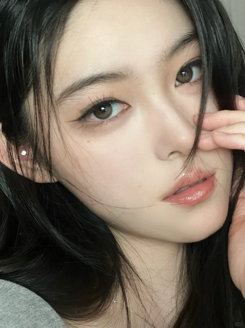 很泰很洋气！！baby嫩模时期的眼珠子