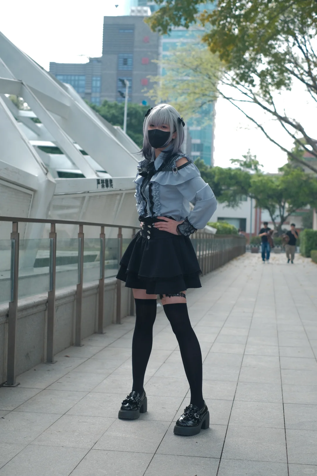 地雷系肉腿JK少女