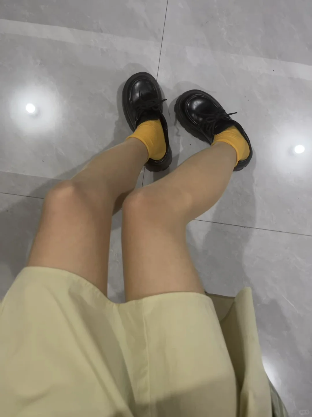 秋天穿肉丝真的yyds！又可以美美哒出门啦
