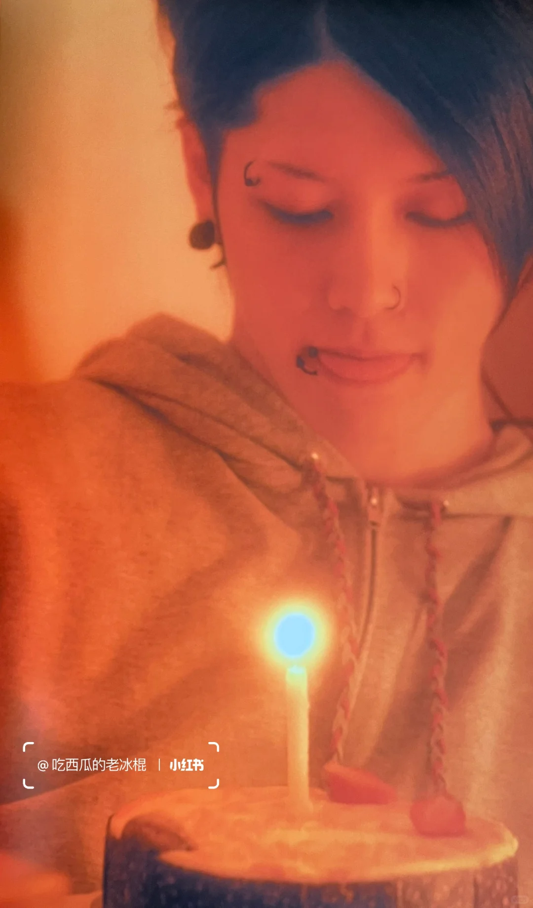 雅-miyavi-1，06年写真集，看得出来他是公主