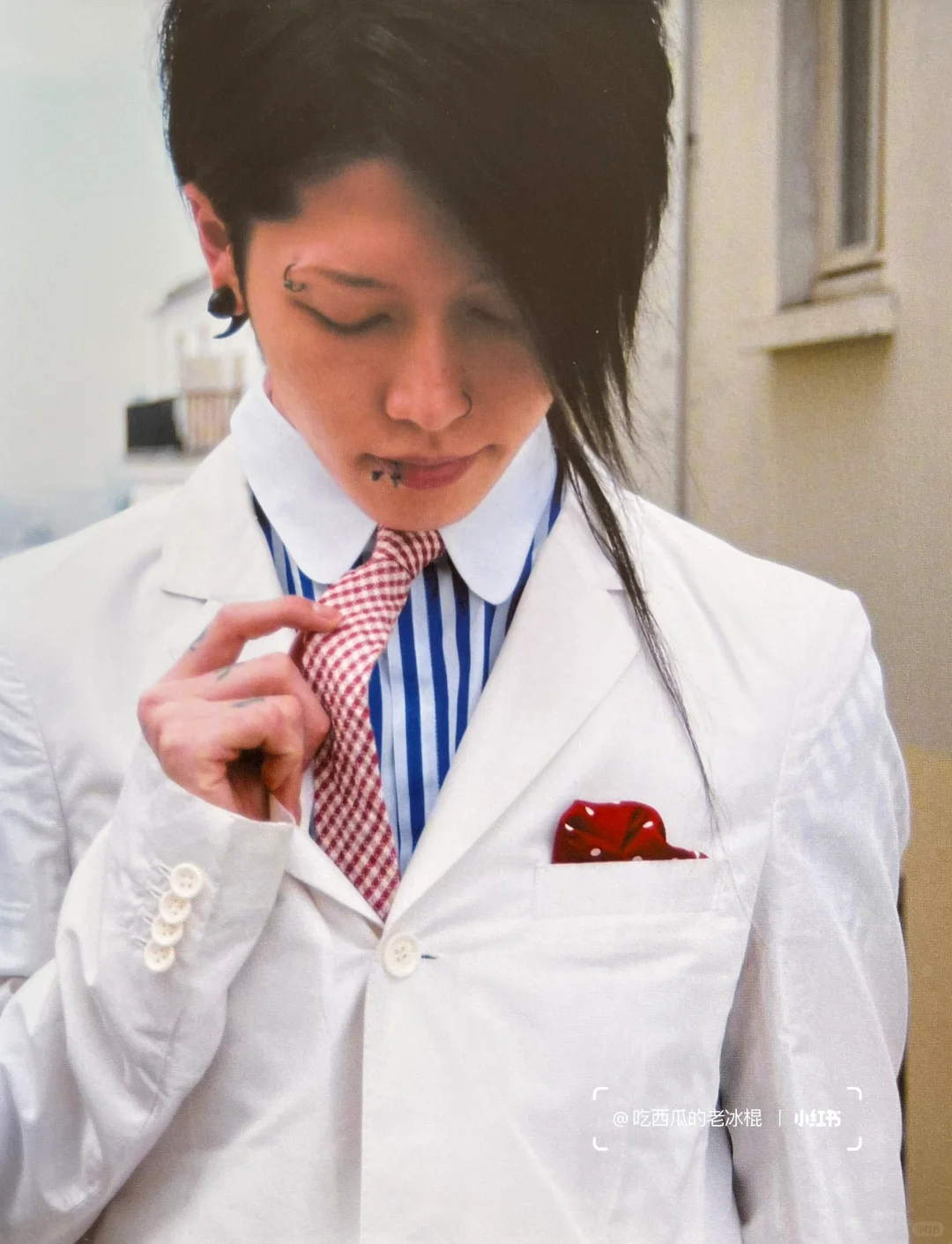 雅-miyavi-1，06年写真集，看得出来他是公主