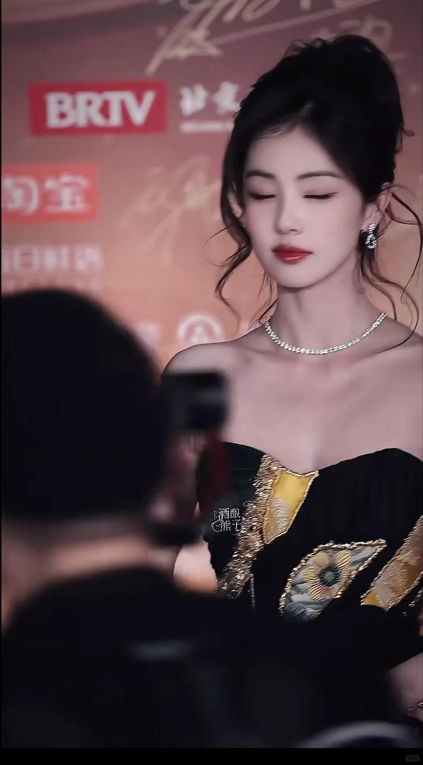 白鹿 微博之夜的漂亮瞬间✨我的妆容