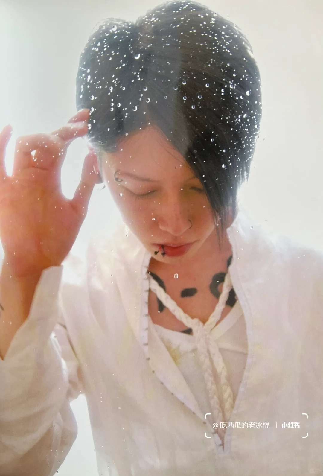 雅-miyavi-1，06年写真集，看得出来他是公主