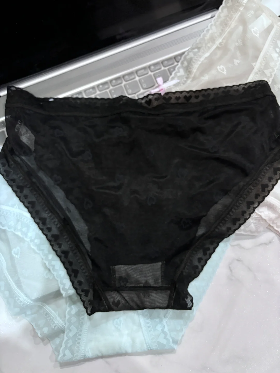 这个若隐若现的内内，真Sexy。