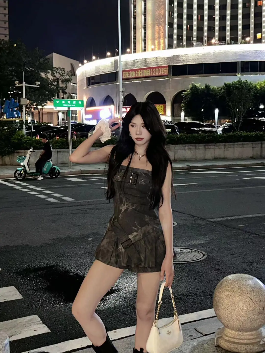 辣妹拍照姿势｜夜晚路边拍出氛围感好学好看