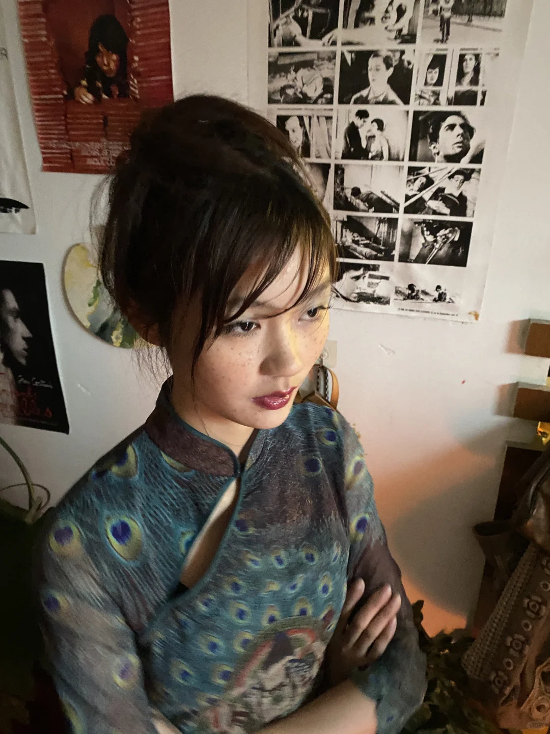 根据个人特点找到自然妆容：第一集