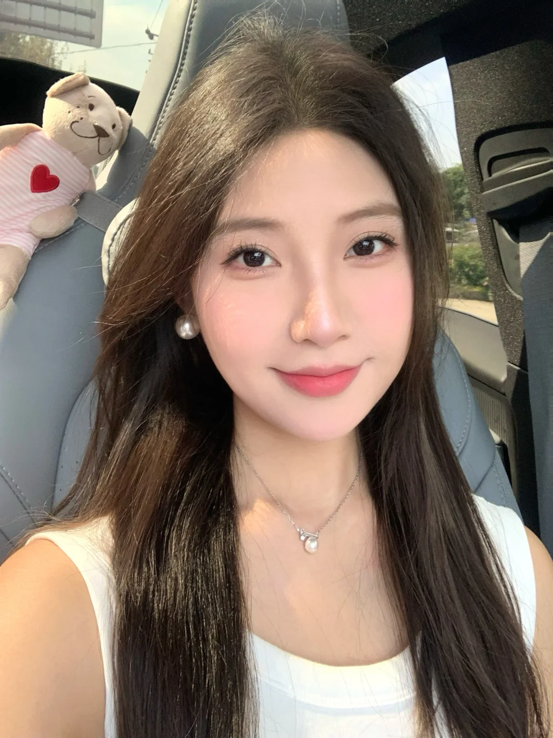 戴珍珠耳环的少女