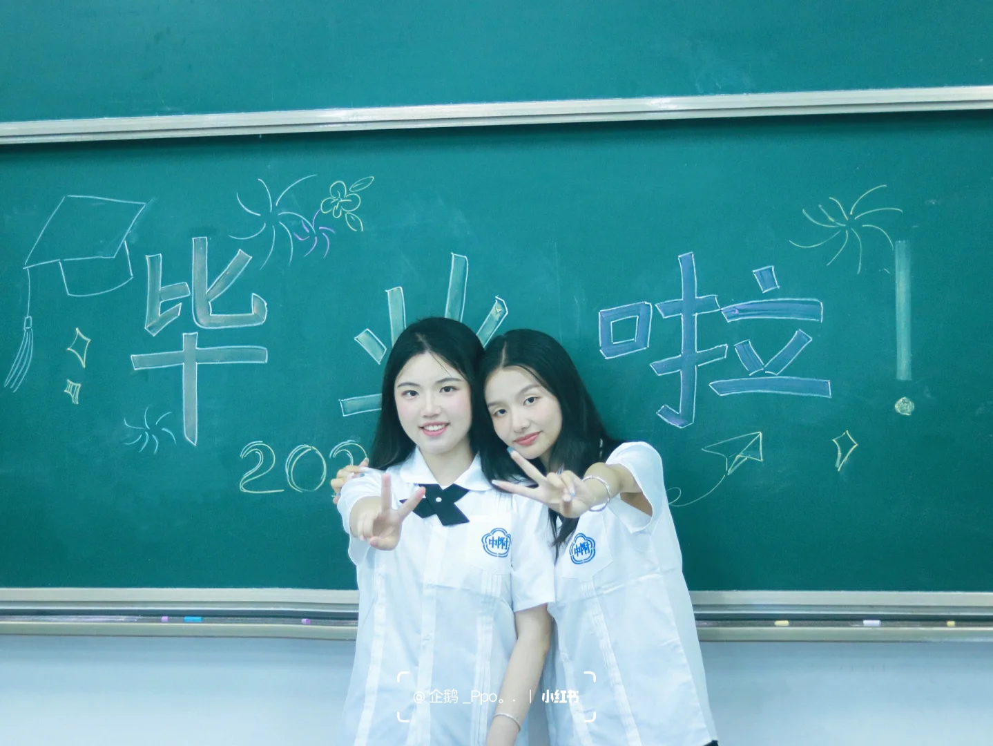 毕业季|绿色翻涌成夏