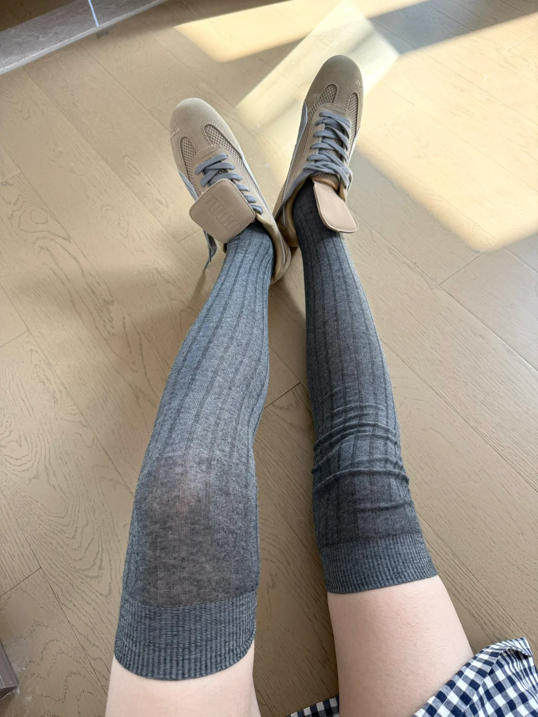 夏天招蚊子😭的姐妹太需要过膝袜了！