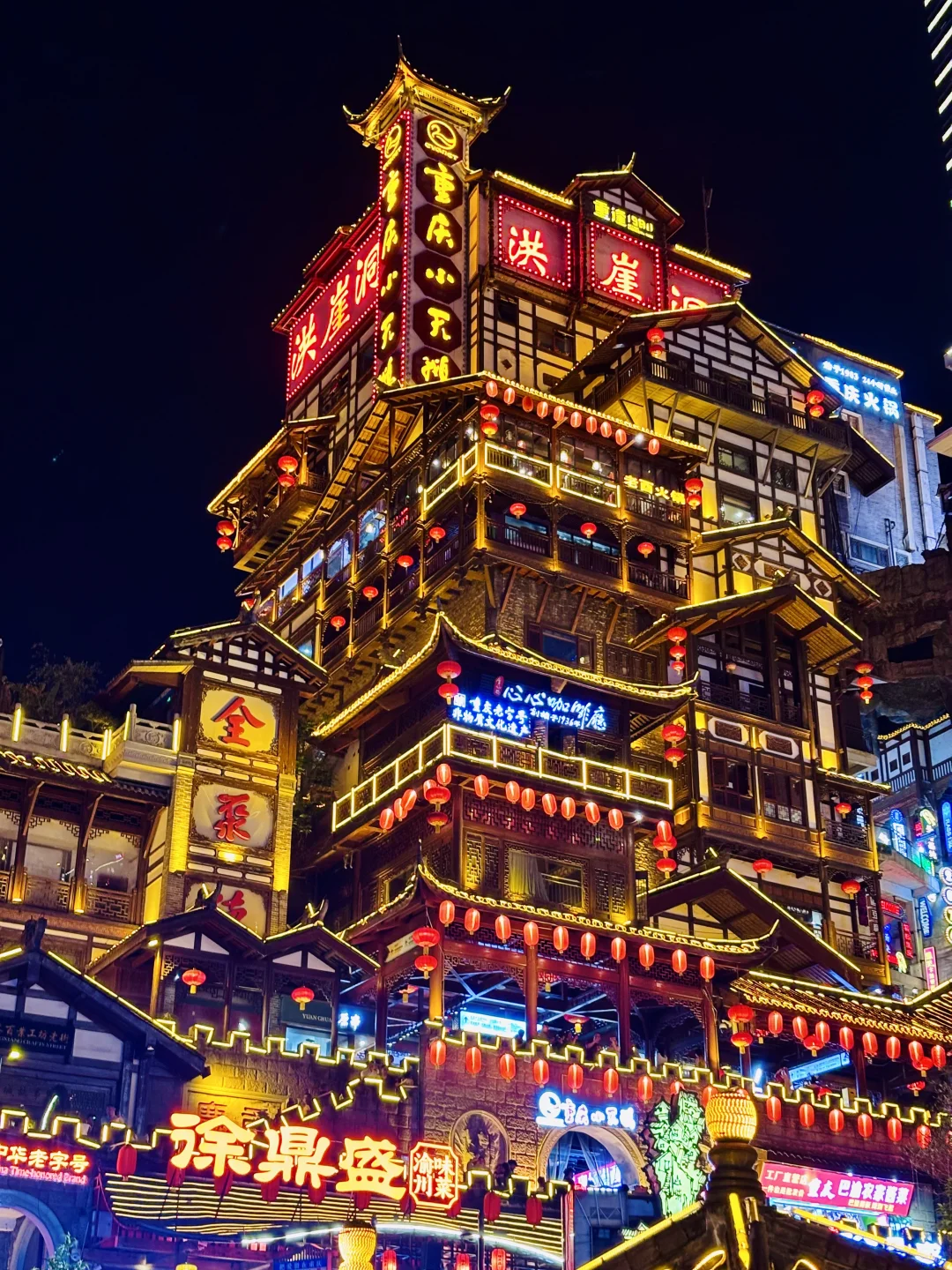 谁懂啊！在洪崖洞拍的写真到底怎么回事！？