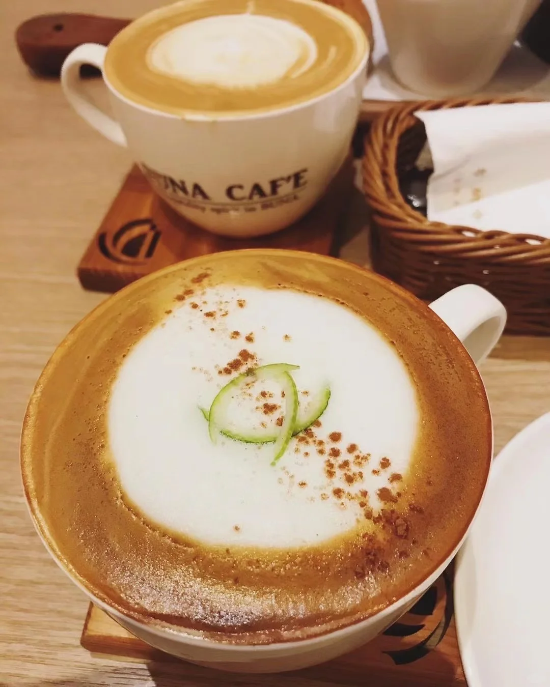 属于大学的粉色系调调夏#AI未来☕