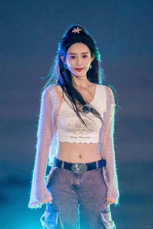 九重紫看了吗？笨蛋美女也有好身材！