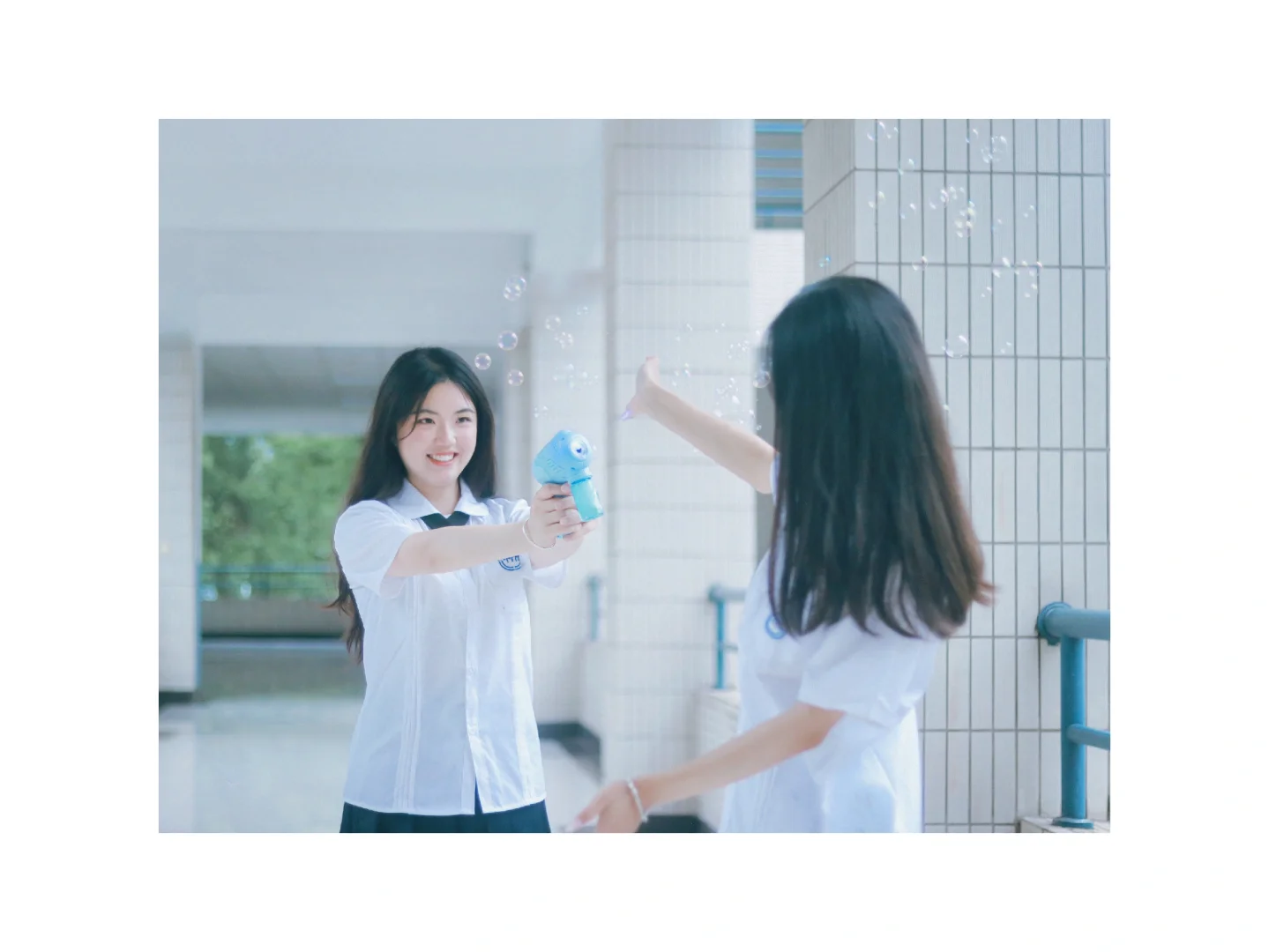 毕业季|绿色翻涌成夏