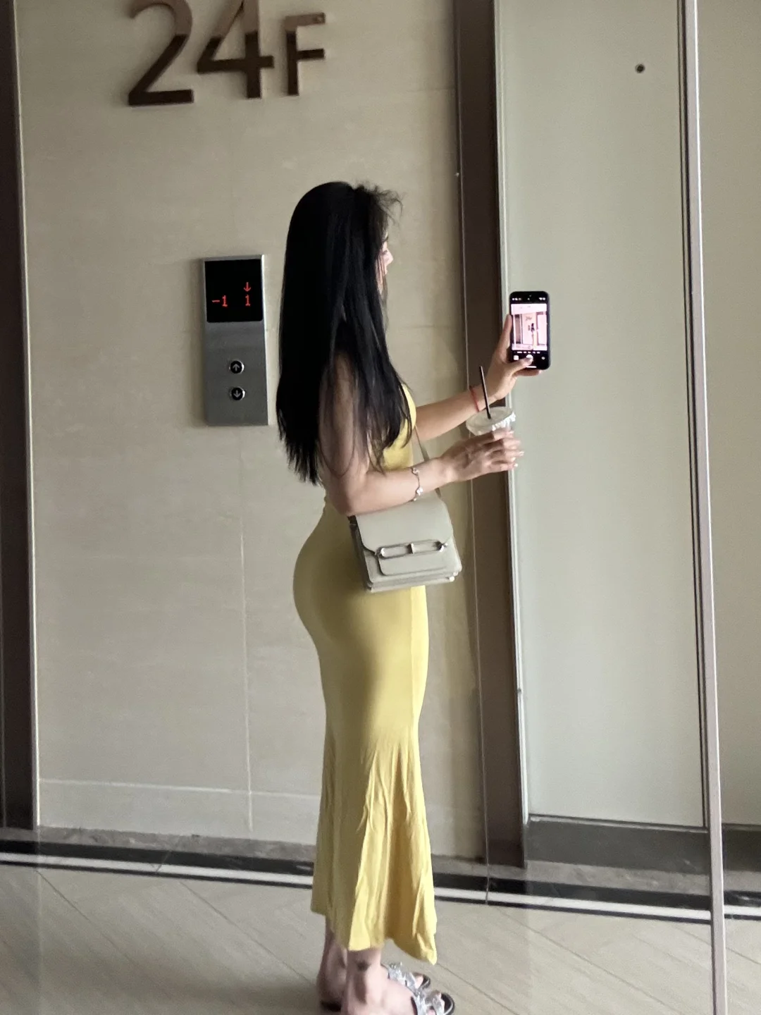 今天是小鸡黄
