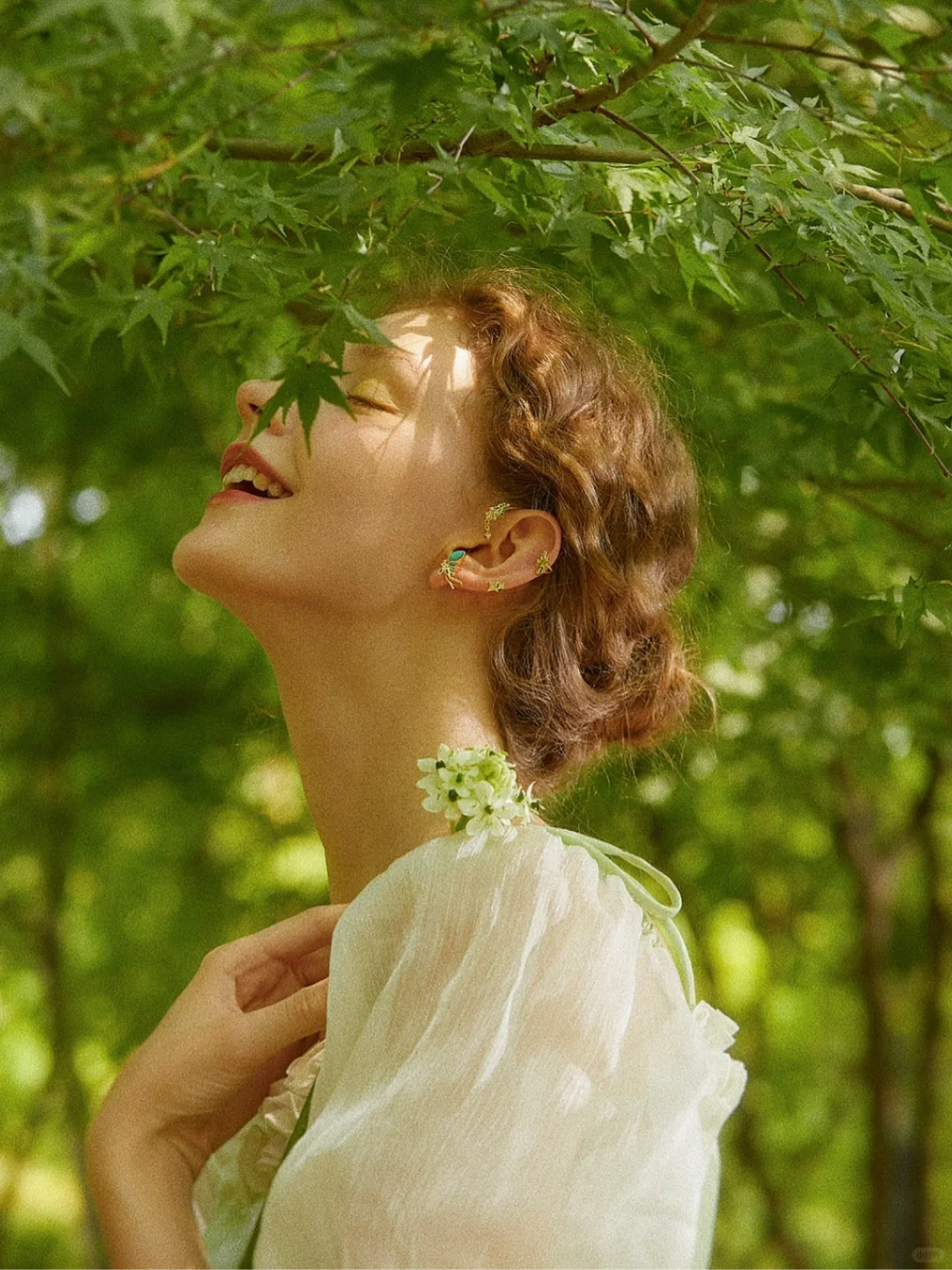 沉浸树影之下｜油画风氛围感拍摄｜审美累积