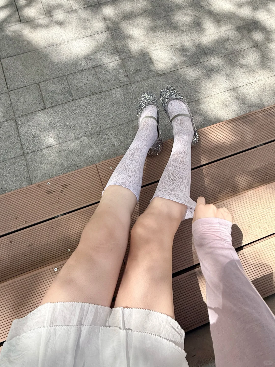 低饱和显白紫｜好喜欢我的新袜子呀！