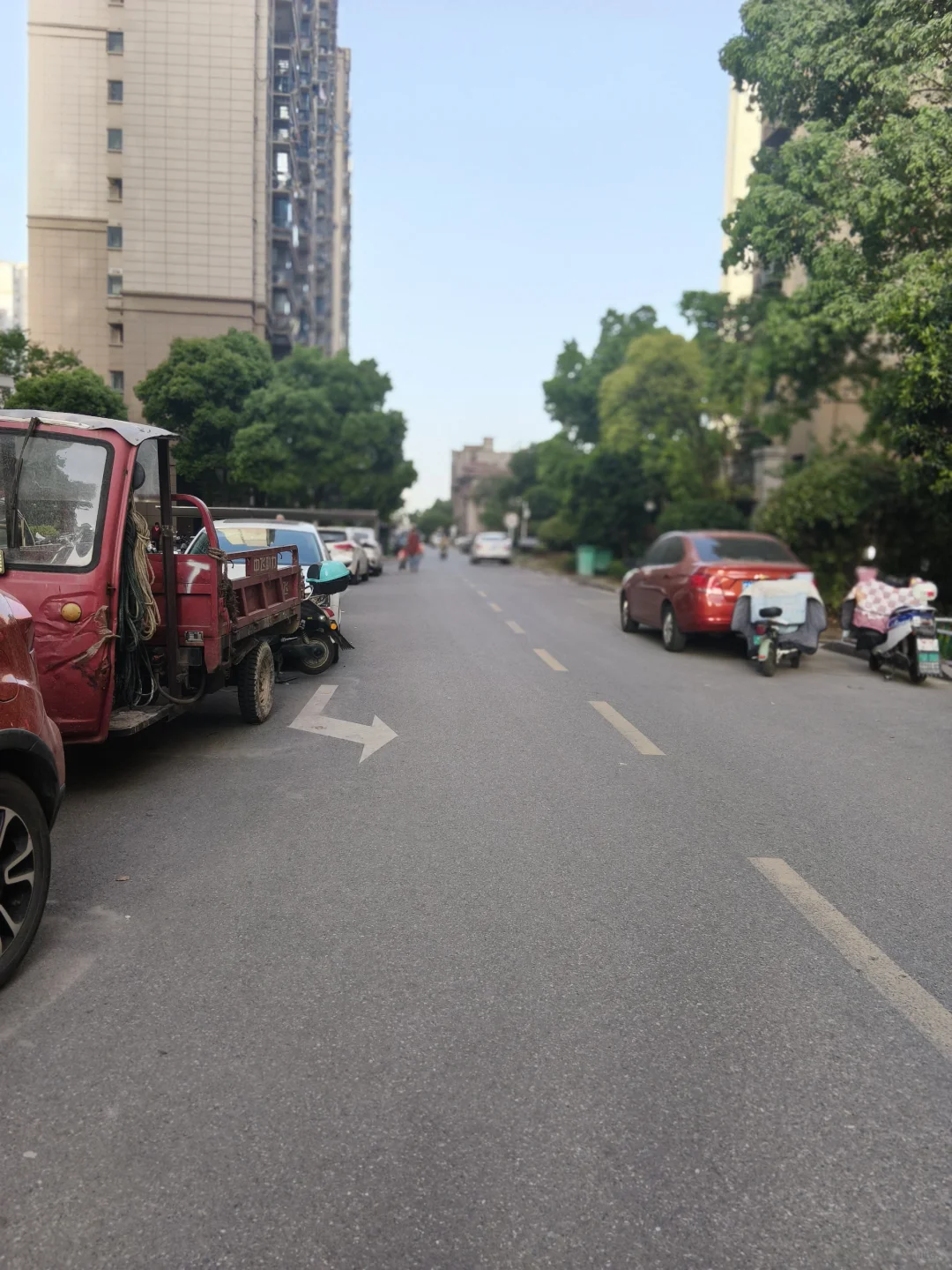 刚搬新房婆婆就住主卧，我一声不吭把爸妈接来，老公：我爸妈住哪 马上要搬新家了，本
