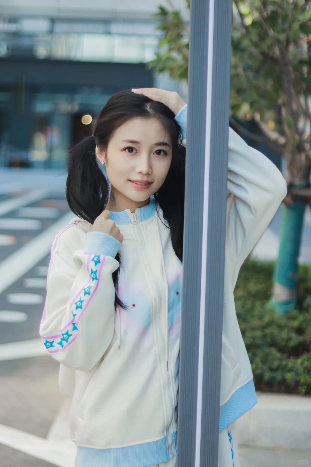 刚满18岁~～～