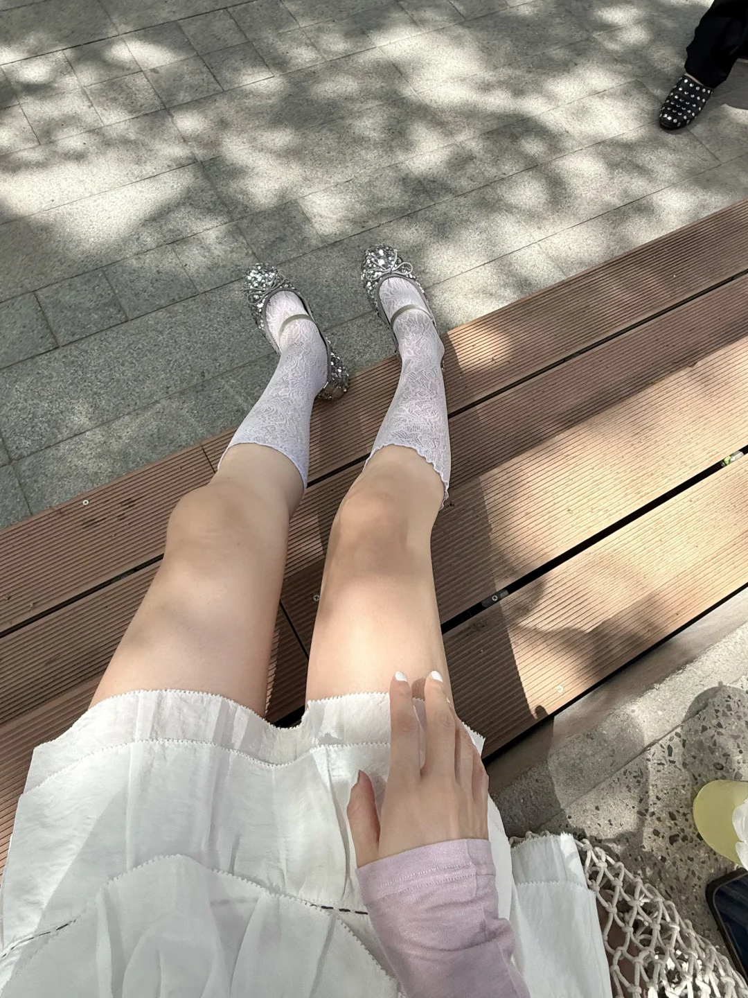 低饱和显白紫｜好喜欢我的新袜子呀！