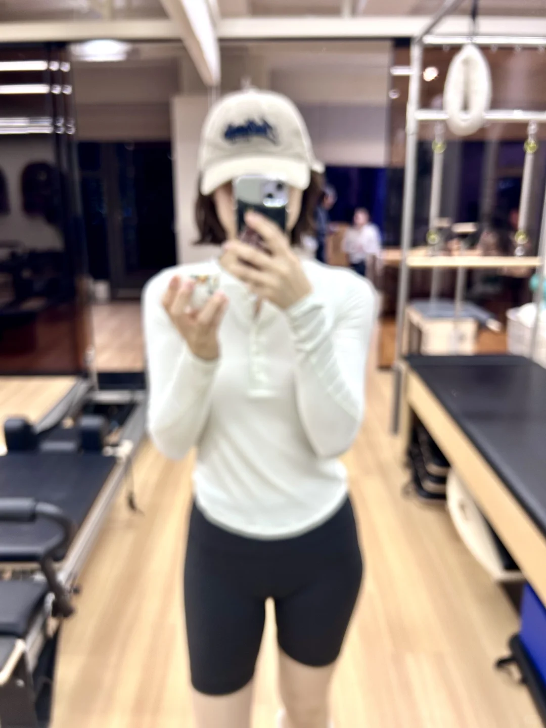 30岁未婚，我自己挺好但他们不懂
