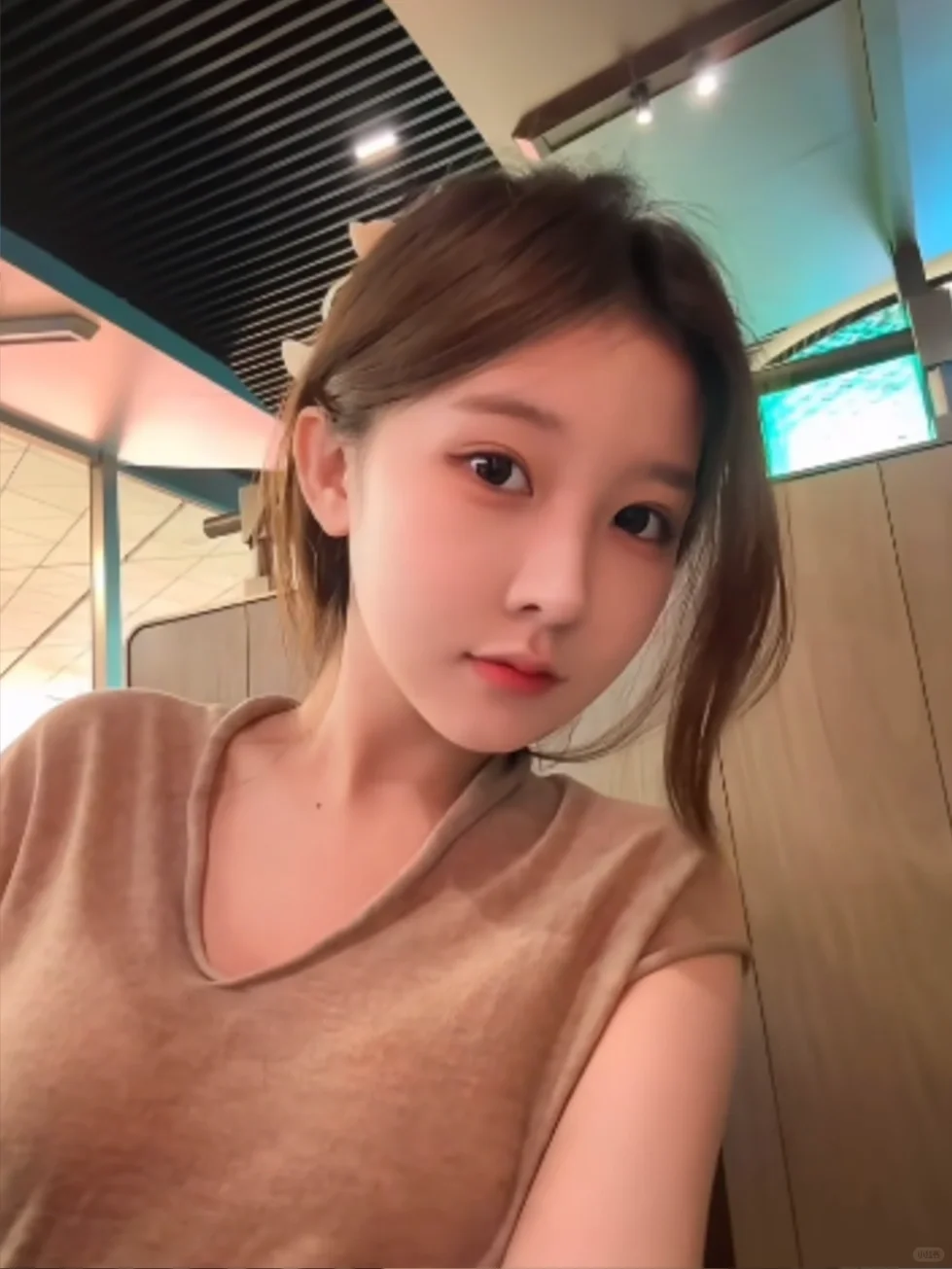 清纯小众女模 寻📹