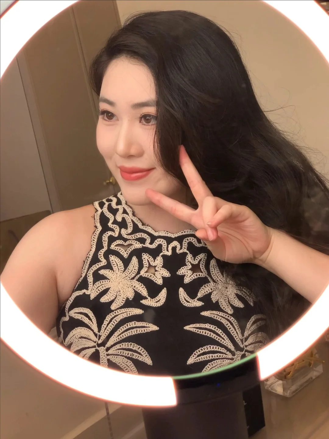 朋友都说我长得有韵味