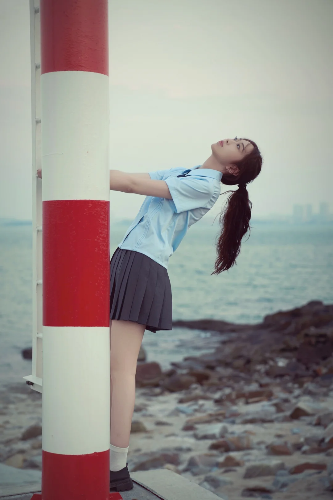 海边和制服绝配