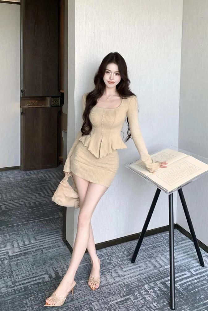 omg！这身材曲线，穿搭绝了💕