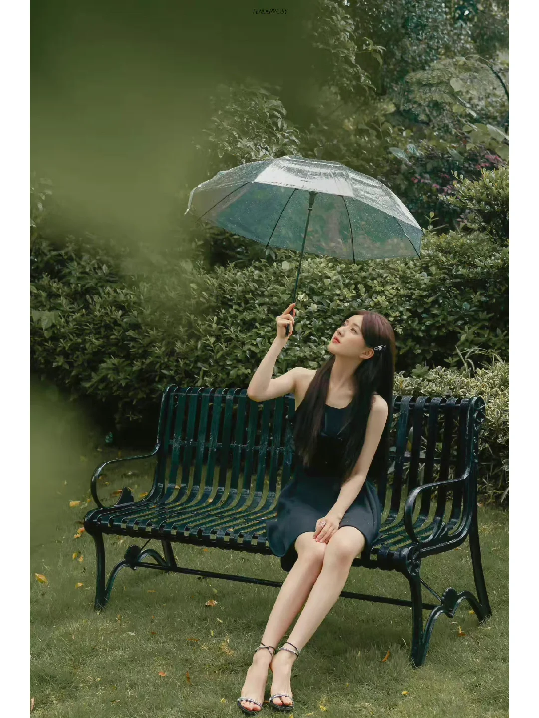 嗷嗷嗷好久没这么喜欢一个女生的颜值了