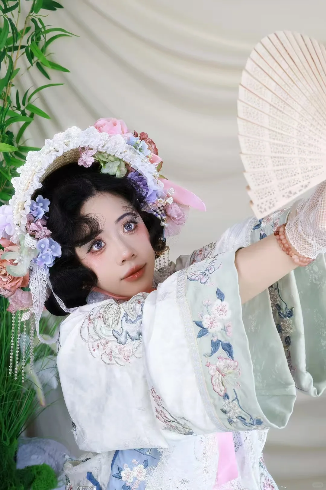 清汉女写真也太好看了叭