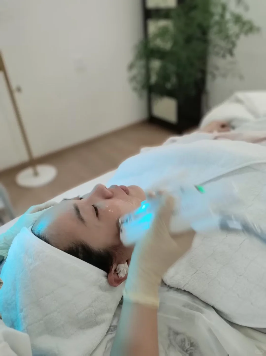在衢州美白界的六边形战士-阿巴斯皮肤管理