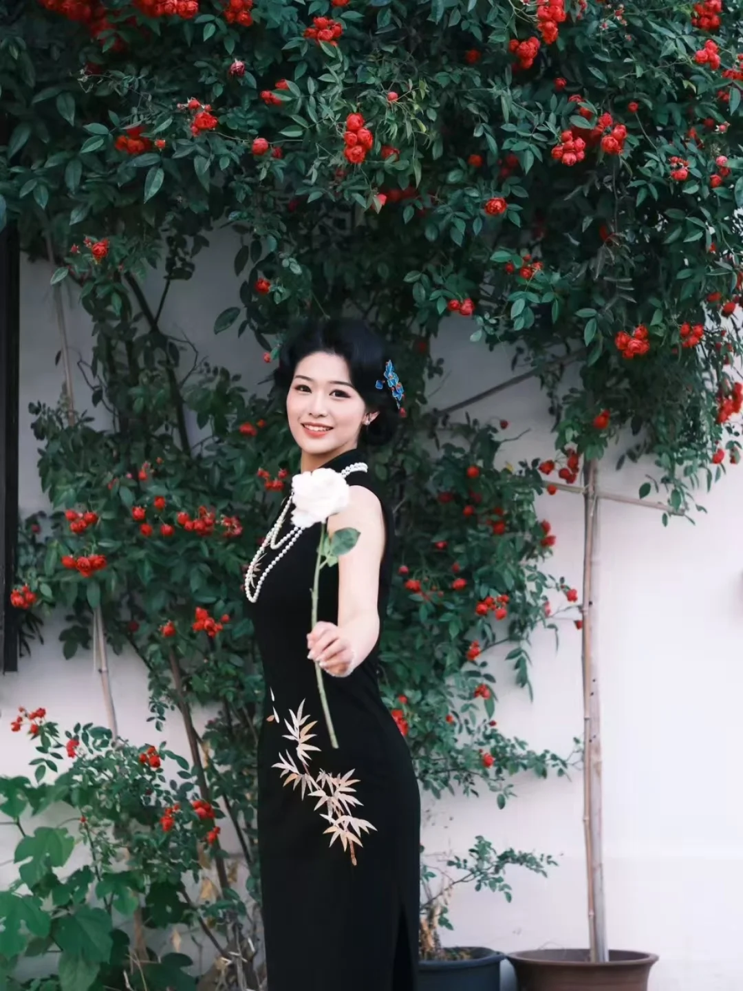 闺蜜约会王炸旗袍手推波被要某信10次