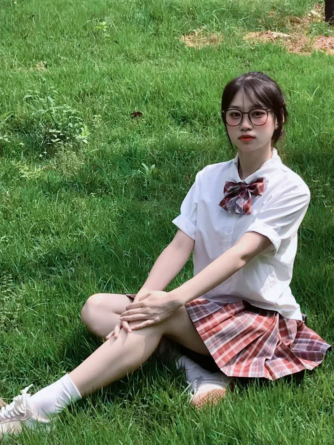 长沙女模蹲一个摄影师