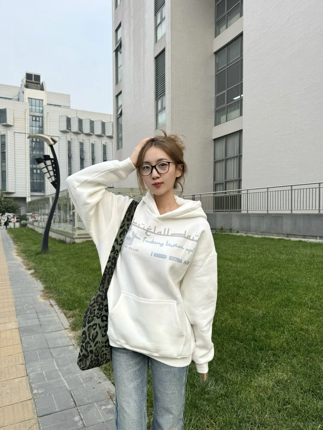 今天是标准女大穿搭