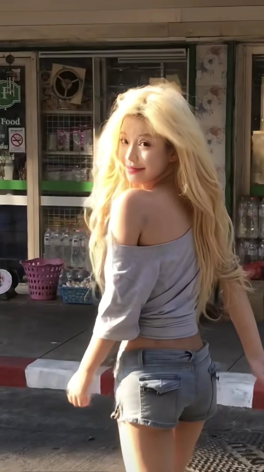 很难不爱的甜心美女