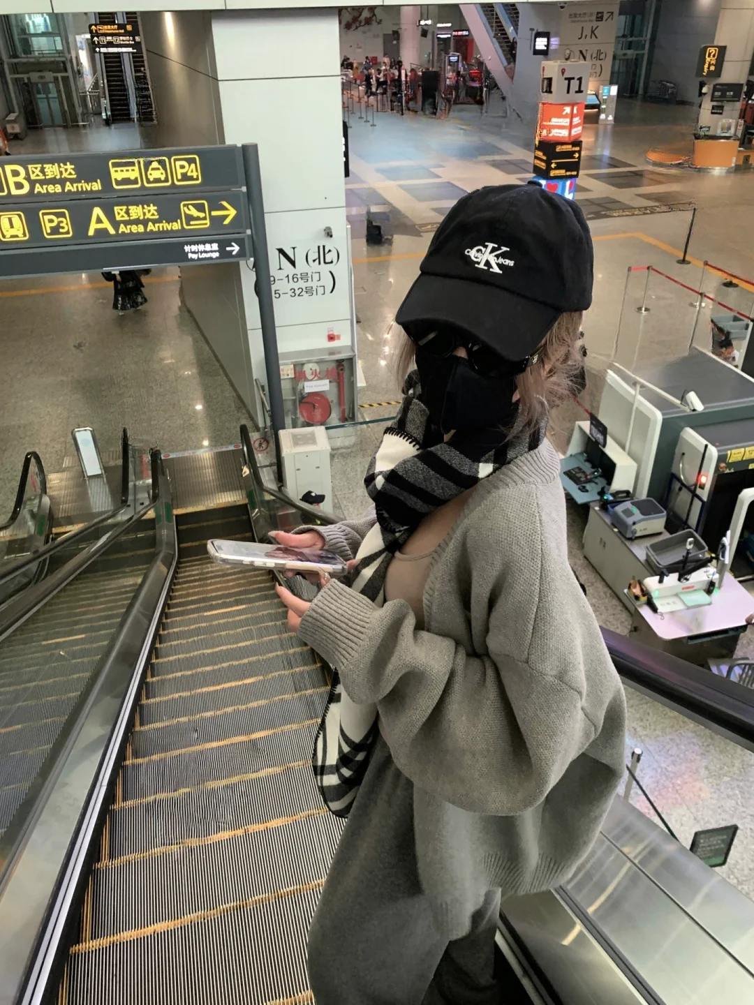 OOTD｜永远拒绝不了灰色毛衣带来的慵懒感！！