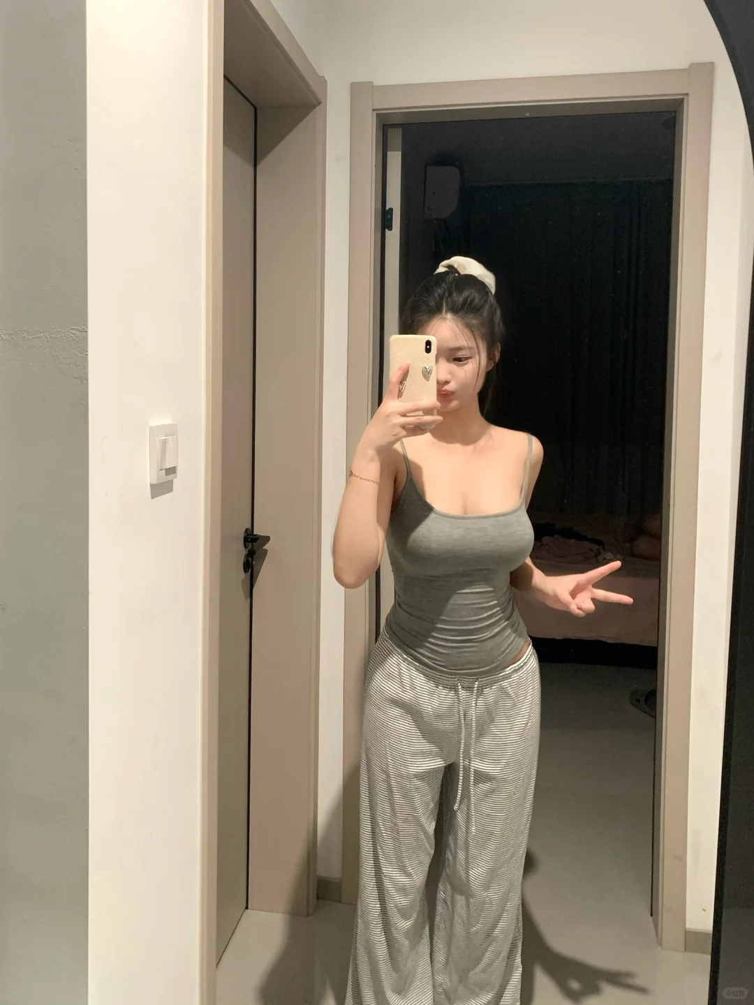 谁能懂这个吊带太显身材！